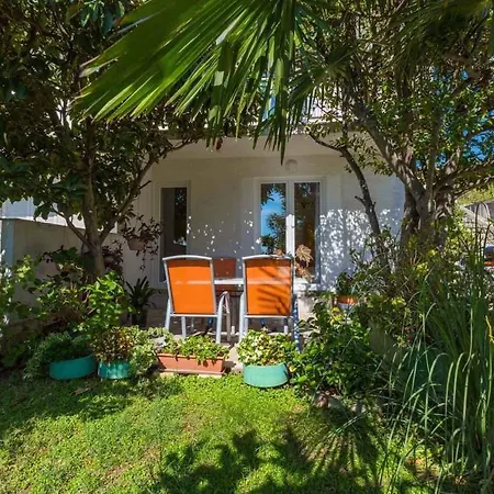 Apartment In Crikvenica 5237 Апартаменты *