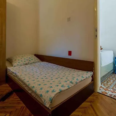 Apartment In Crikvenica 5237